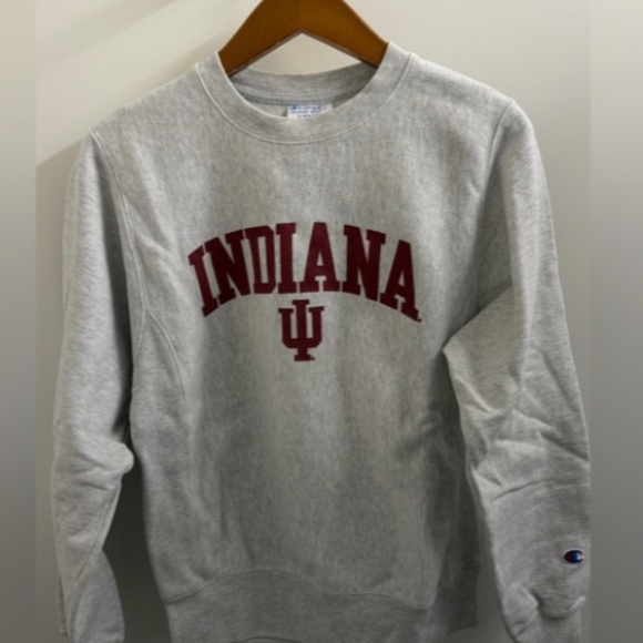 Vintage style Indiana University IU champion reverse weave sweatshirt. - Picture 1 of 3